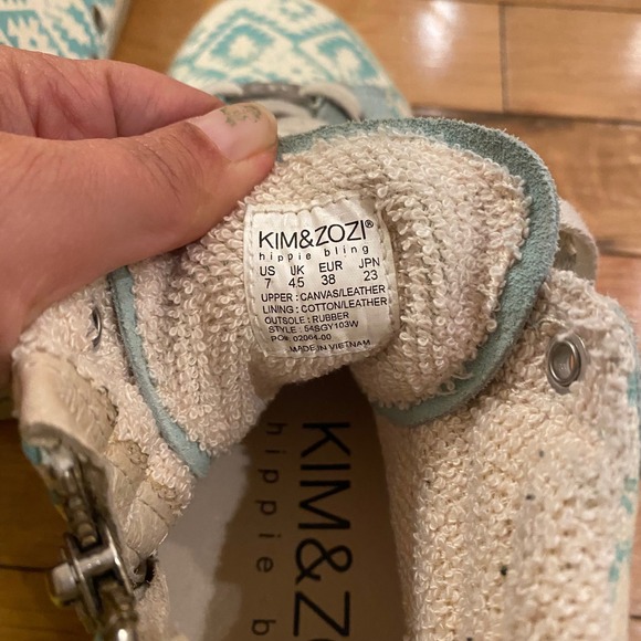 Kim & Zozi Women's High Top Sneakers Geometric Print Sherpa Lined Zip Size 7 - Picture 2 of 7